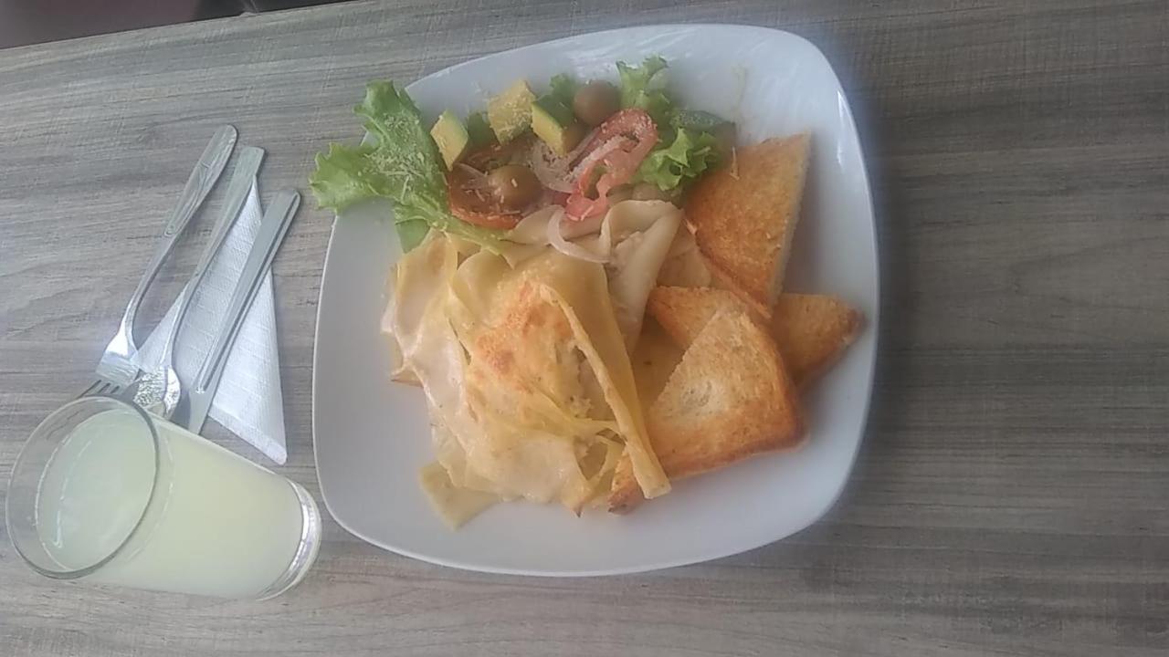 Hotel En Bogota - Fontana Di Trevi Ngoại thất bức ảnh