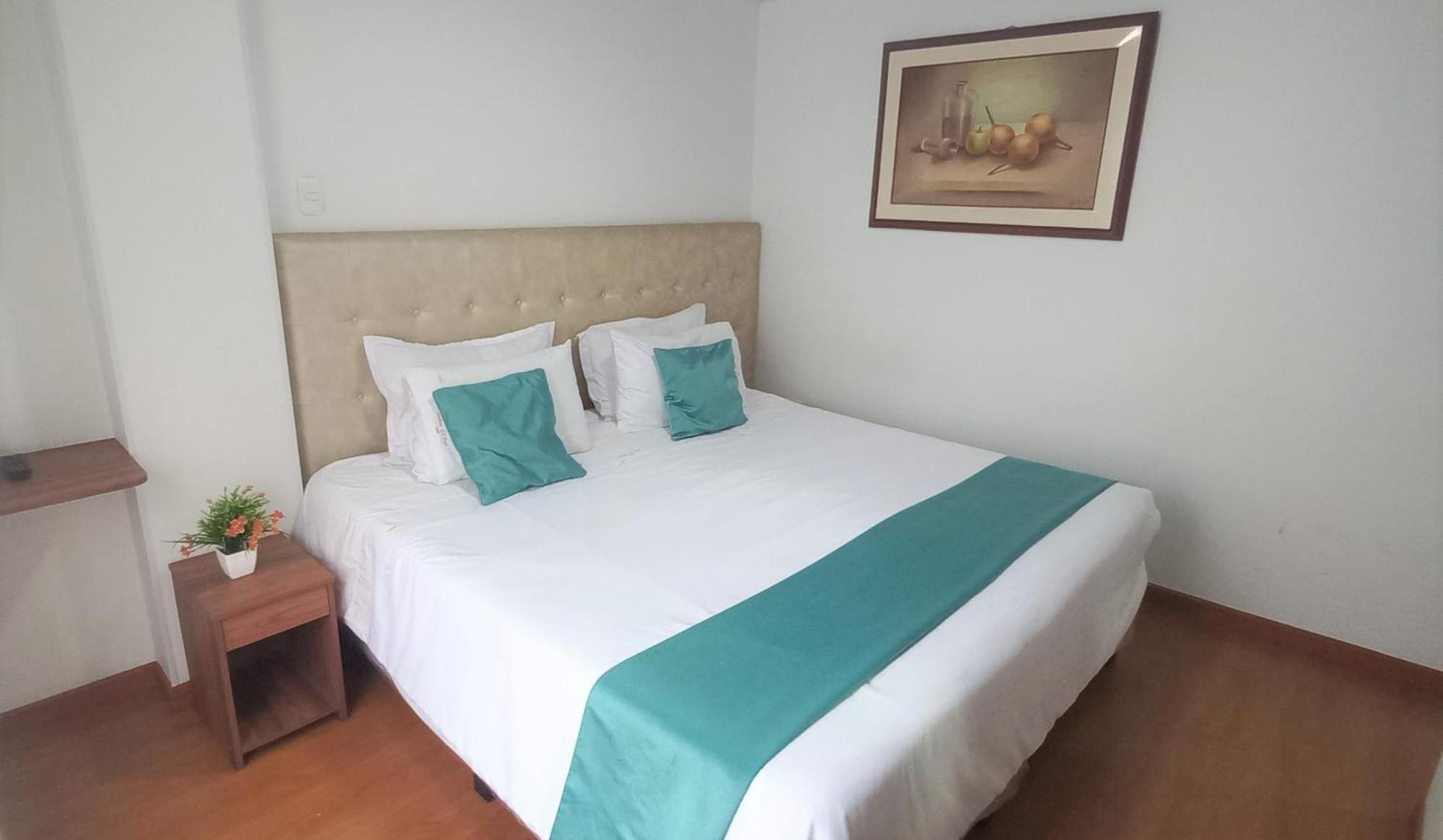 Hotel En Bogota - Fontana Di Trevi Ngoại thất bức ảnh